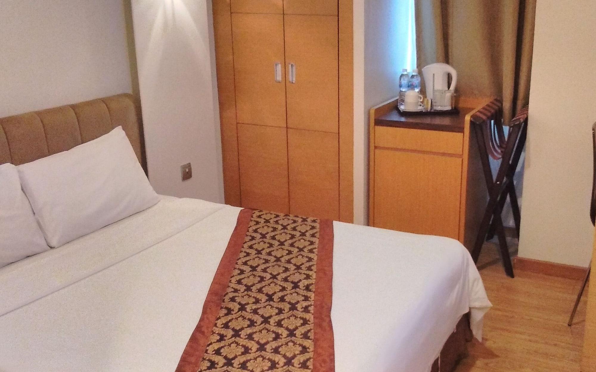 Courtyard Hotel 1Borneo Kota Kinabalu Eksteriør billede